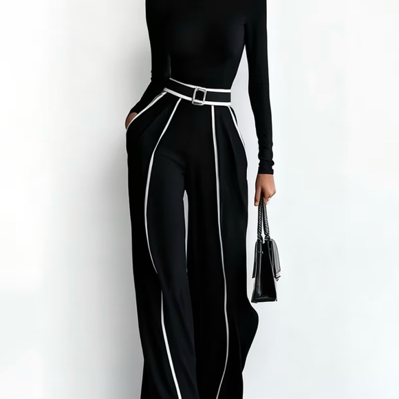 Pants - European Black and White Women's 2 pc Set w/Belt